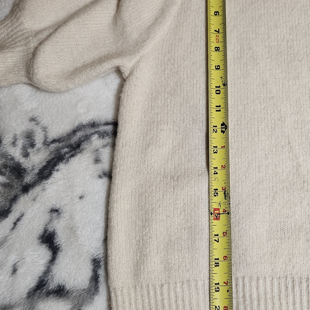 Cream Puff Sleeve Women's Sweater - Picture 6 of 6